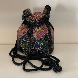 No Label vintage 80’s beaded drawstring beaded purse
